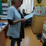 Wizyta w gabinecie pielęgniarki szkolnej (13).jpg