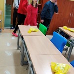 Grupa uczniów .