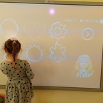 Zabawy z wykorzystaniem multimedialnych materiałów edukacyjnych