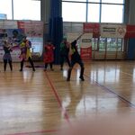 Szkolny zespół taneczny podczas występu na Olimpiadzie.