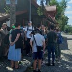 Społeczność szkolna w trakcie wycieczki do Supraśla.