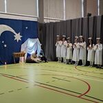 Taneczny występ uczennicy.