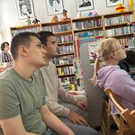 Uczniowie podczas lekcji bibliotecznej w Książnicy Podlaskiej.