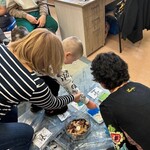 Uczeń wskazuje kolory związane z porą roku