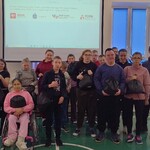 Uczniowie biorący udział w spotkaniu