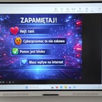 Slajd wyświetlany na ekranie w trakcie lekcji online