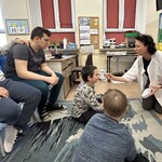 Uczniowie podczas zajęć metodą Attention Autism