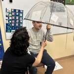 Uczniowie podczas zajęć metodą Attention Autism