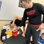 Uczniowie podczas zajęć metodą Attention Autism