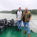Nauczyciel i uczeń na statku