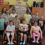 Wspólne zdjęcie uczestników półkolonii