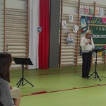 Pani wizytator mgr Beata Ewa Wielgat przemawia do zebranych na sali