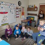 Klasy II b i IIIc poznają moc owoców