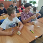 Uczestnicy konkursu w trakcie liczenia swoich punktów
