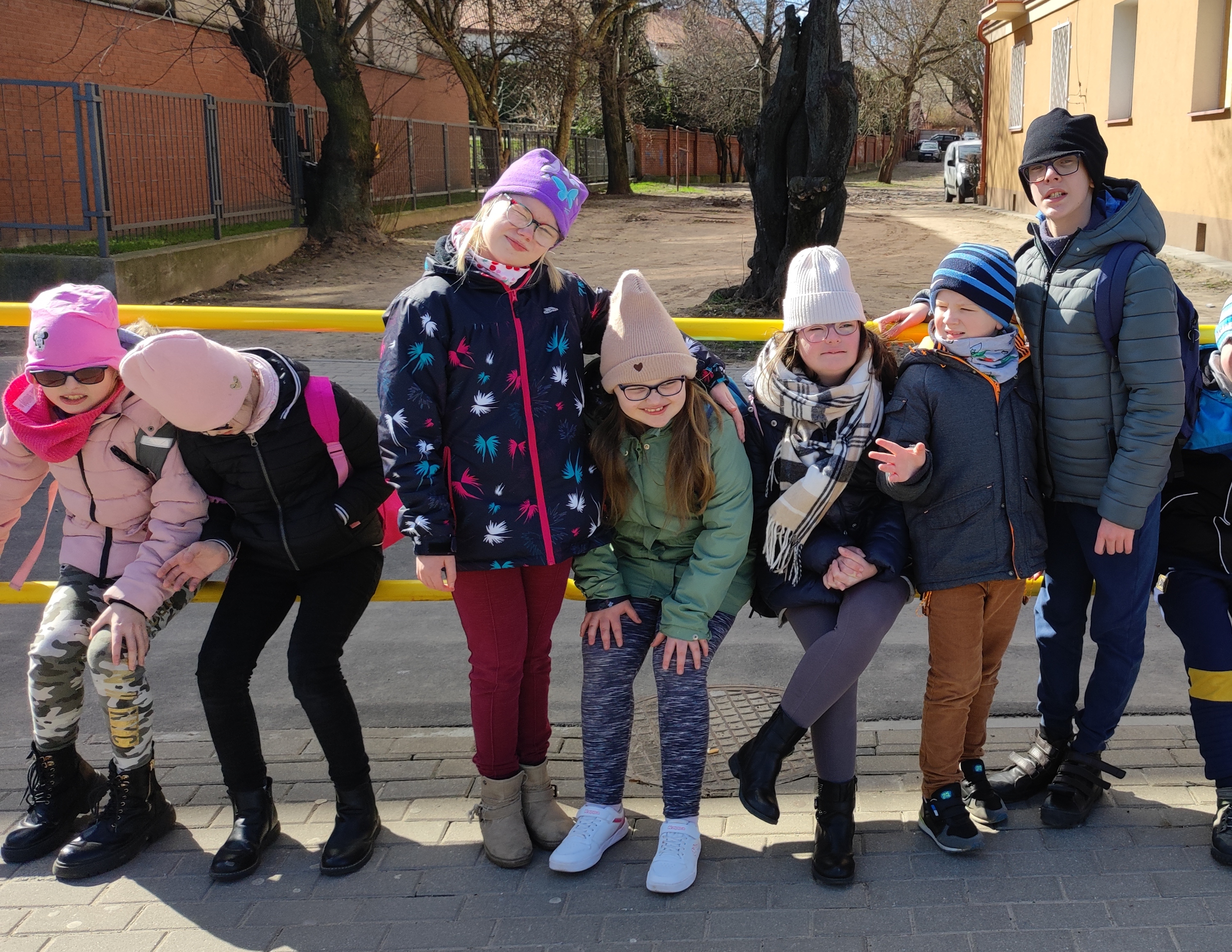 Grupa uczniów.